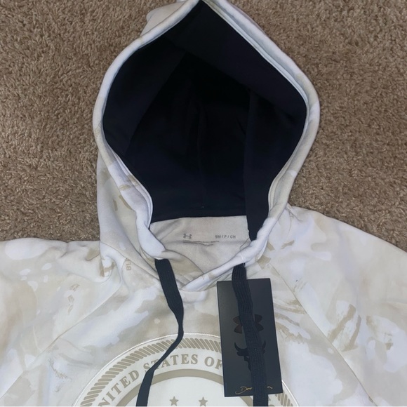 Men’s Project Rock SM Camo Hoodie - Picture 4 of 12